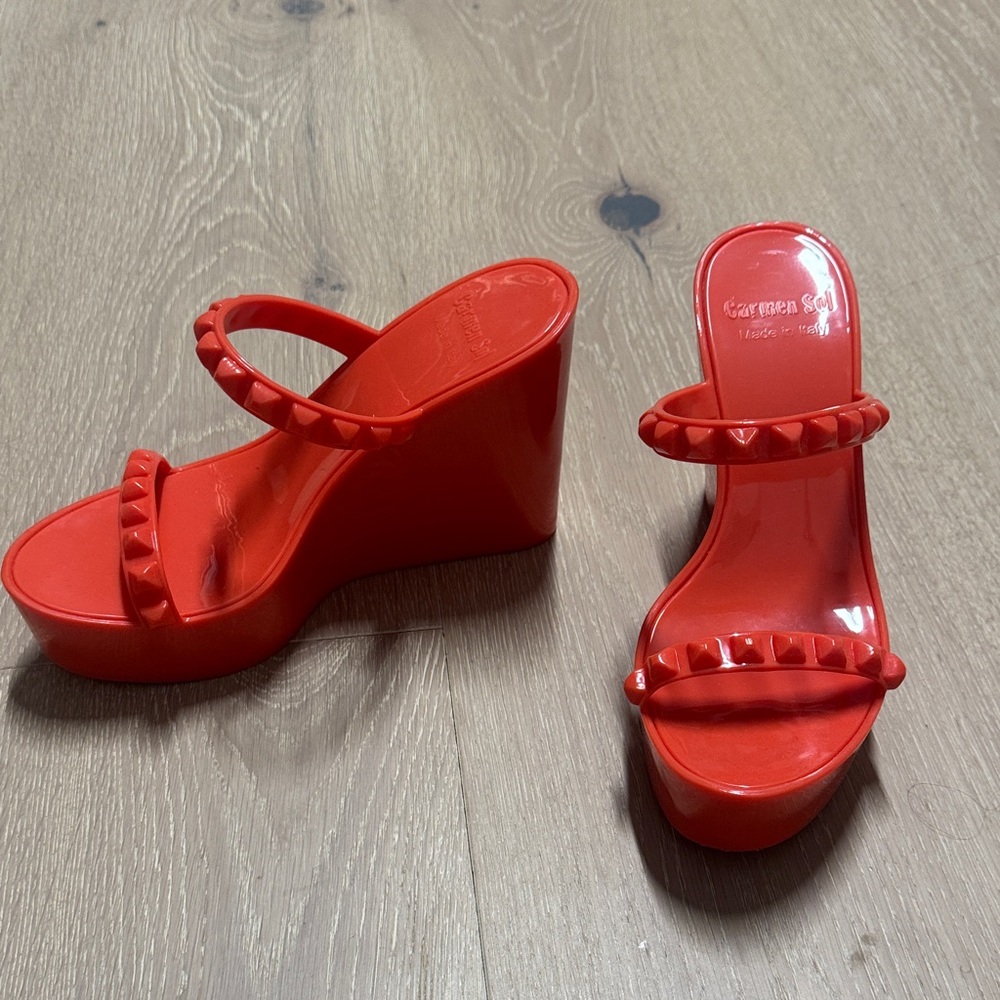 Carmen Sol Women's Bold Red Wedge Sandals